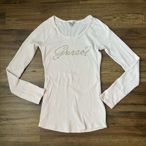 GUESS‎ Long Sleeve Waffle Knit Shirt M Pink Logo Y2K McBling Spellout Coquette